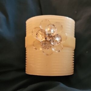 Elegant Cream Candle with Crystal Flower